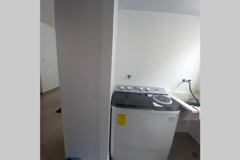 Confortable apartamento de 3 tres habitaciones, con hermosa vista de area verde, ademas de piscinas y juegos infantiles en area recreativa Santiago De Los Caballeros Exterior foto